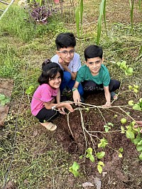 Advice from children around the world, love from Pakistani children, 💖